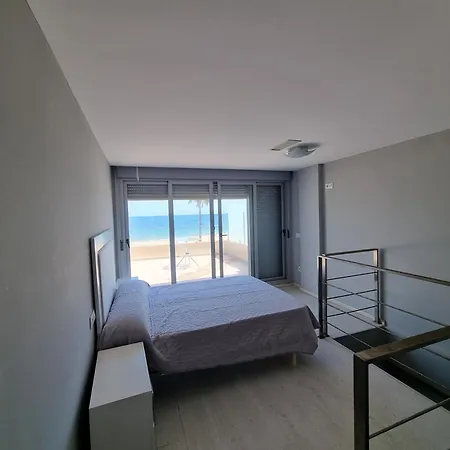 Urbanizacion Marenia - Playa 1a Linea Денія